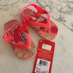 Havaianas child’s Size 8 New